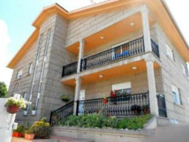Chalet en venta en Bembrive, Vigo
