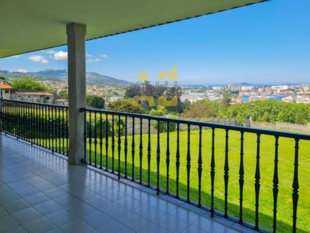 Chalet en venta en Castrelos, Vigo