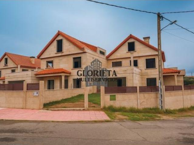 Chalet en venta en A Trapa de Baixo, Vigo