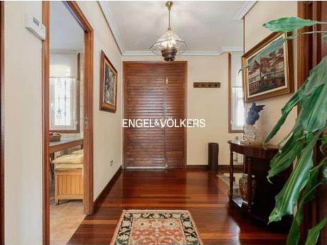 Chalet en venta en Teis, Vigo