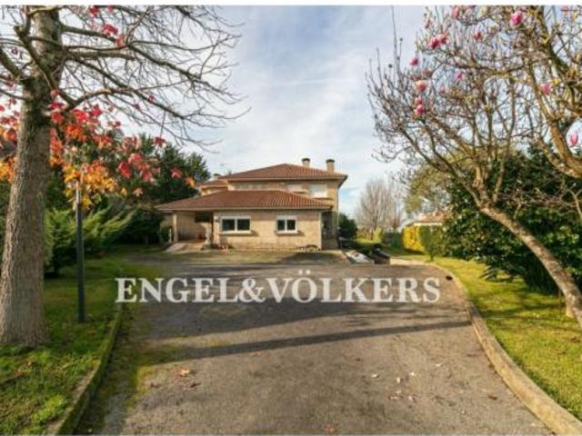 Chalet en venta en Canido, Vigo