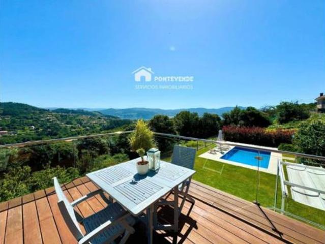 Villa en venta en Vilaboa