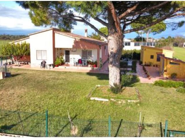 Chalet en venta en Viladamat, Girona