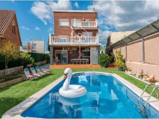 Chalet en venta en Viladecans, Baix Llobregat