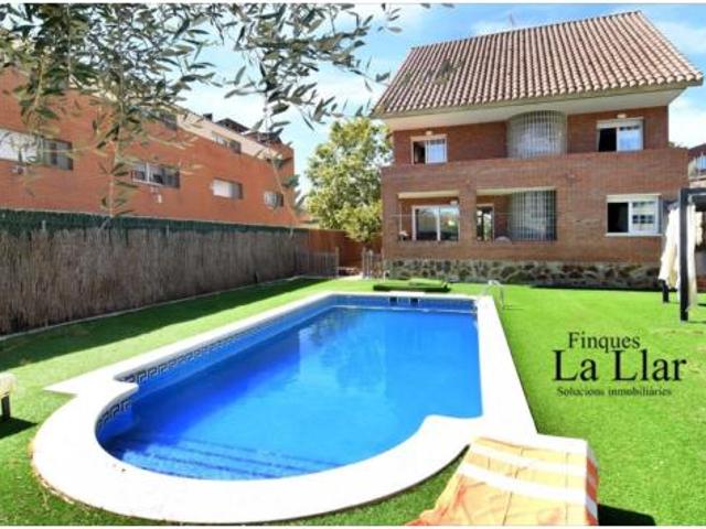Chalet en venta en Viladecans, Baix Llobregat