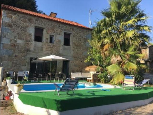 Villa en venta en Vilagarcía De Arousa, Soutelo