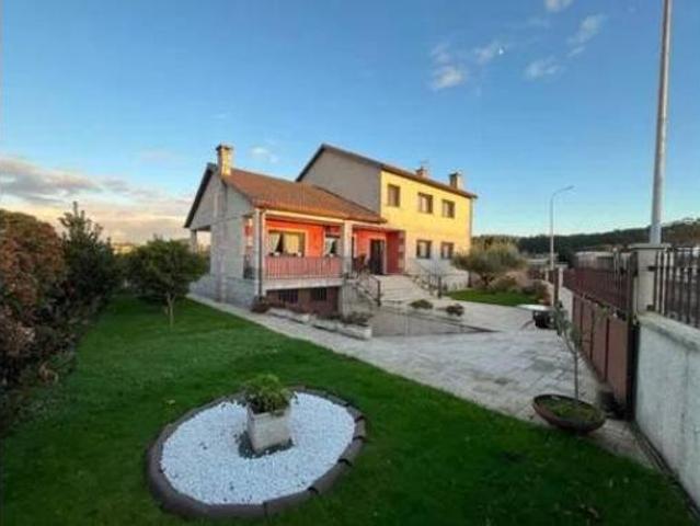 Chalet en venta en Vilagarcía de Arousa, O Salnés