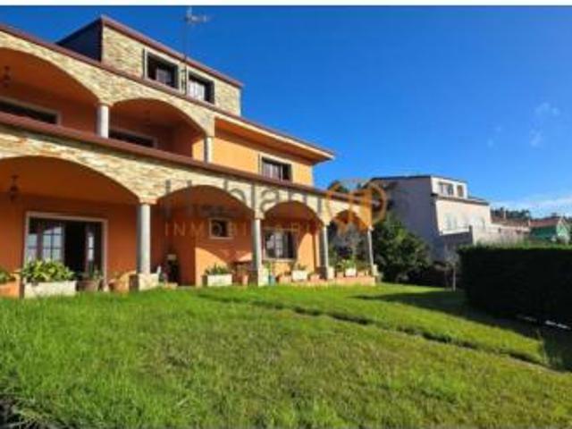 Chalet en venta en Vilagarcía de Arousa, O Salnés