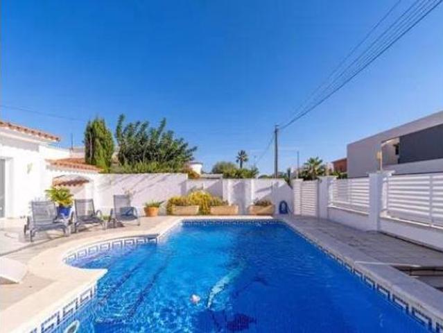 Chalet en venta en Alt Empordà, Catalunya