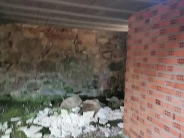 Chalet en venta en Vilamarín, Ourense