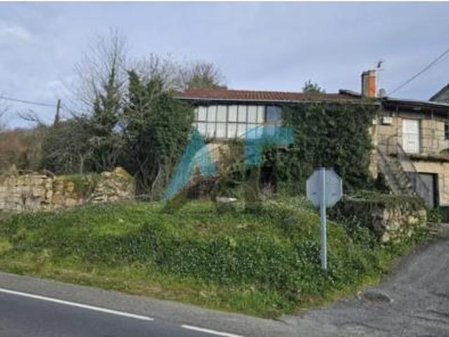 Chalet en venta en Vilamarín, Ourense