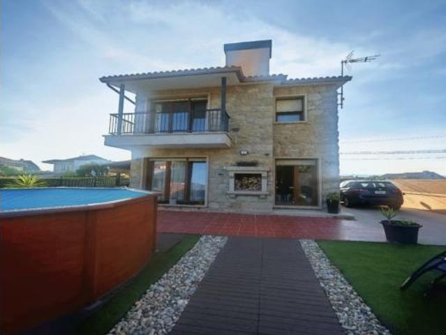 Chalet en venta en Vilanova de Arousa, O Salnés
