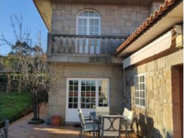Chalet en venta en Vilanova de Arousa, O Salnés