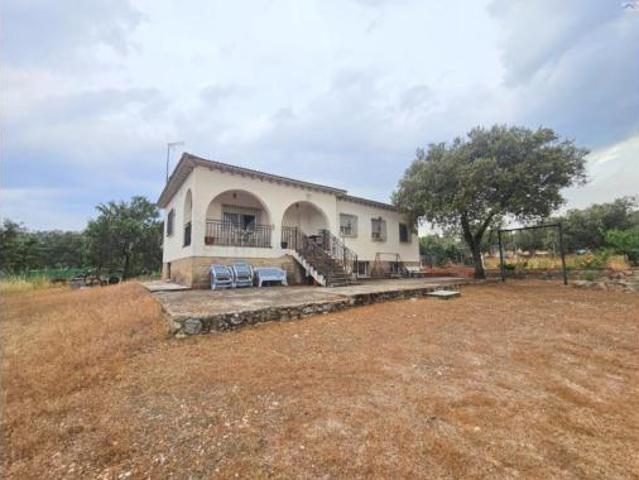 Chalet en venta en Villa Del Prado, Madrid