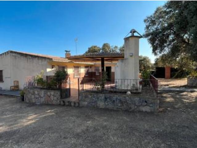 Chalet en venta en Villa Del Prado, Madrid