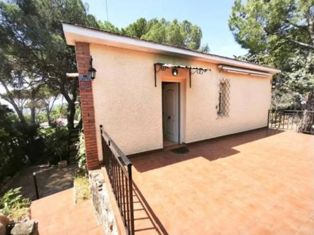 Chalet en venta en Villa Del Prado, Madrid