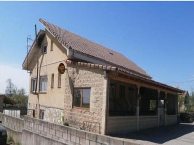 Chalet en venta en Villagatón, Castilla y León