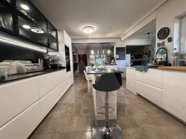 Chalet en venta en Villalbilla, Madrid