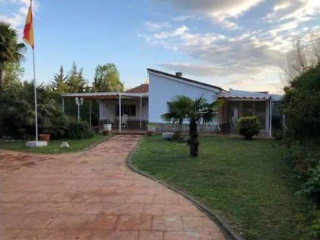 Chalet en venta en Valdeláguila - El Robledal - El Mirador, Villalbilla