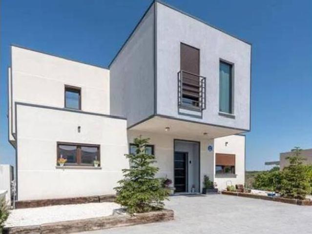 Chalet en venta en Valdeláguila - El Robledal - El Mirador, Villalbilla