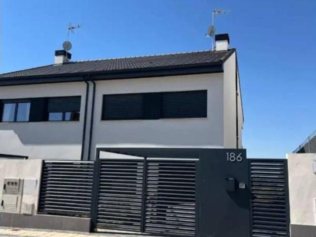 Chalet en venta en Valdeláguila - El Robledal - El Mirador, Villalbilla