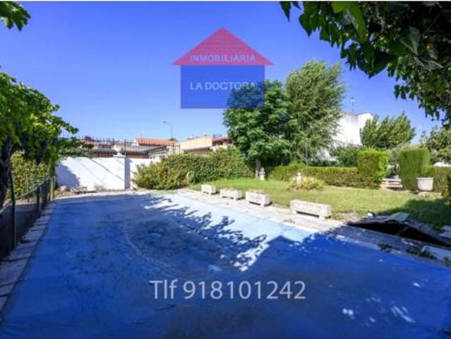 Chalet en venta en Villamanta, Madrid