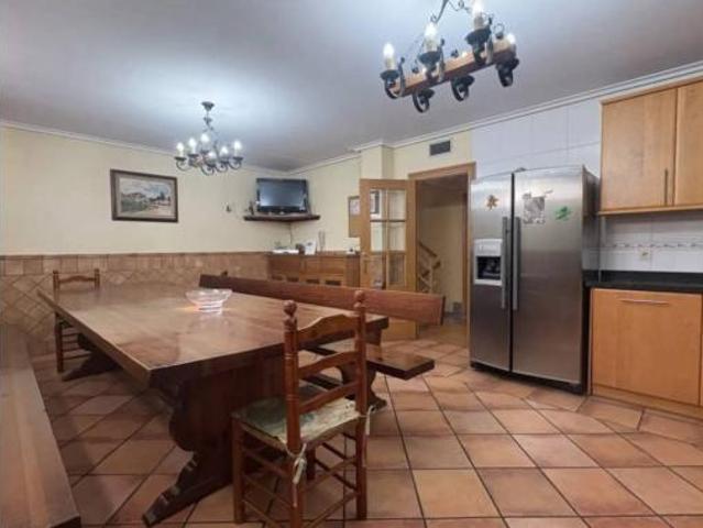 Chalet en venta en Villamediana De Iregua, La Rioja
