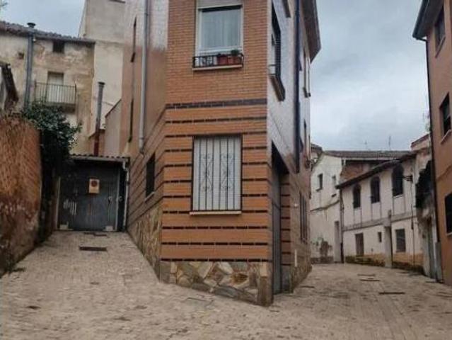 Chalet en venta en Villamediana De Iregua, La Rioja