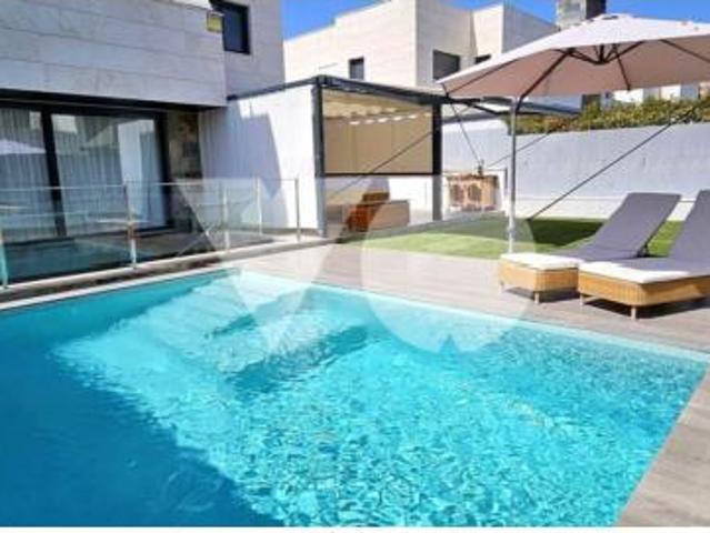Chalet en venta en Villanueva De La Cañada, Madrid
