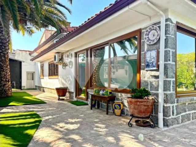 Villa en venta en Villanueva De La Cañada