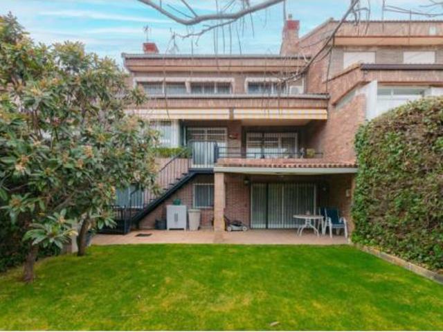 Chalet en venta en Mocha Chica, Villanueva De La Cañada