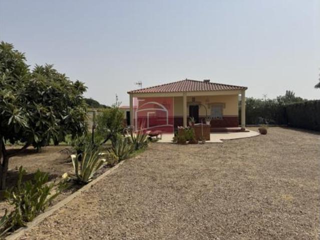 Chalet en venta en Villanueva De La Serena, Badajoz