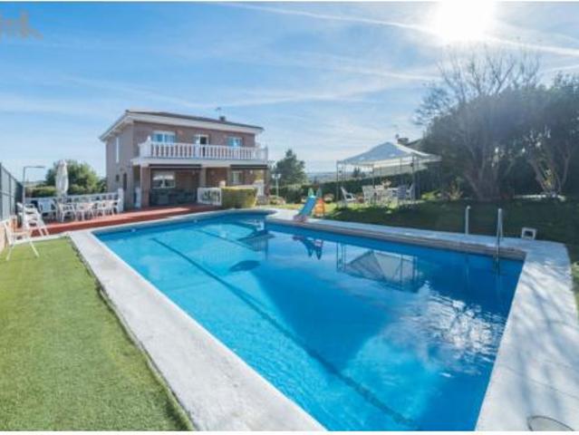 Chalet en venta en Villanueva Del Pardillo, Madrid