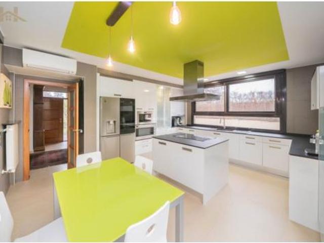 Chalet en venta en Villanueva Del Pardillo, Madrid