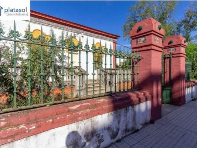 Chalet en venta en Villanueva Del Río Y Minas, Andalucía