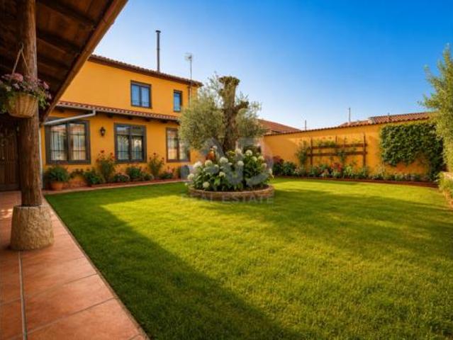 Chalet en venta en Villaobispo De Otero, Castilla y León
