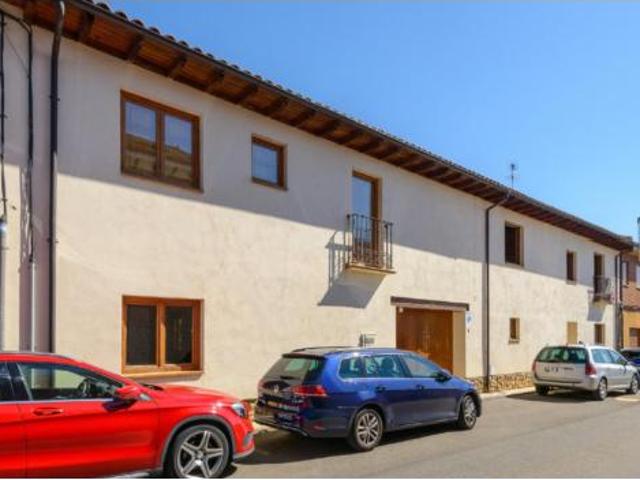 Chalet en venta en Villarrodrigo de las Regueras, Villaquilambre