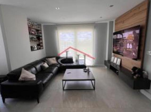 Chalet en venta en Villarrodrigo de las Regueras, Villaquilambre