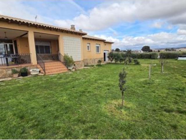 Chalet en venta en Villar De Cañas, Castilla-La Mancha