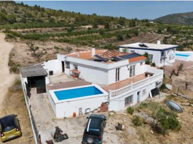 Chalet en venta en La Serranía, Valencia