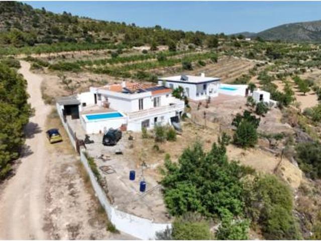 Chalet en venta en La Serranía, Valencia
