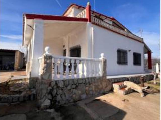 Chalet en venta en La Serranía, Valencia