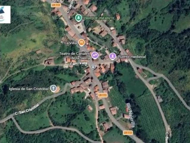 Chalet en venta en Villavelayo, La Rioja