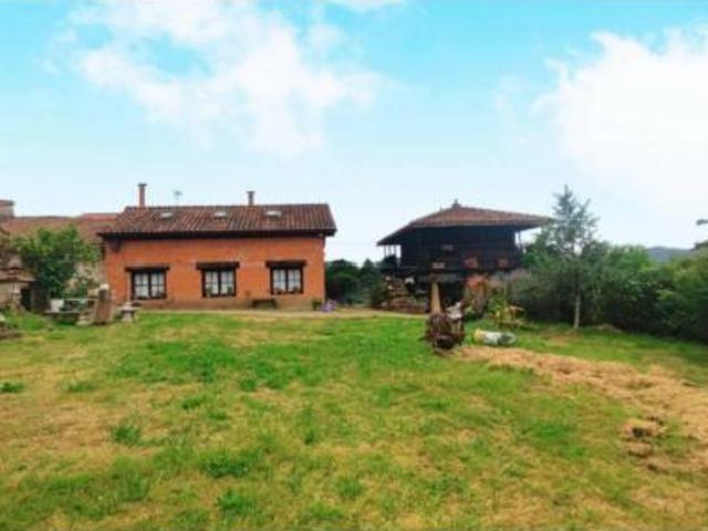 Chalet en venta en Villaviciosa, Asturias