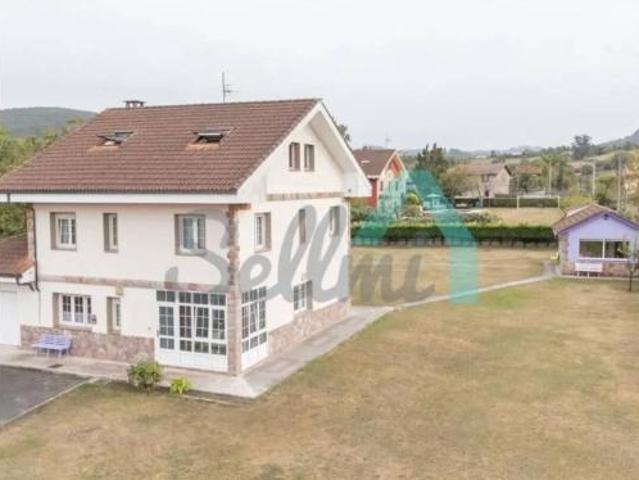 Chalet en venta en Villaviciosa, Asturias