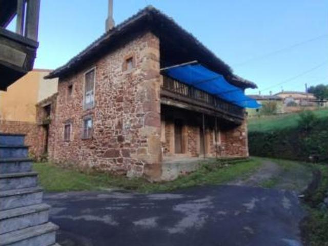 Chalet en venta en Lugás, Villaviciosa