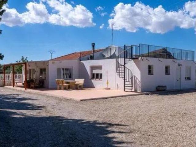 Chalet en venta en Las Virtudes, Villena