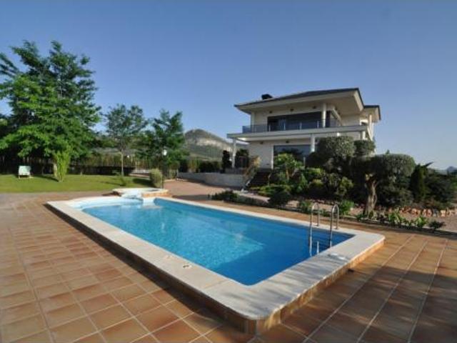 Chalet en venta en Villena, Alacant / Alicante