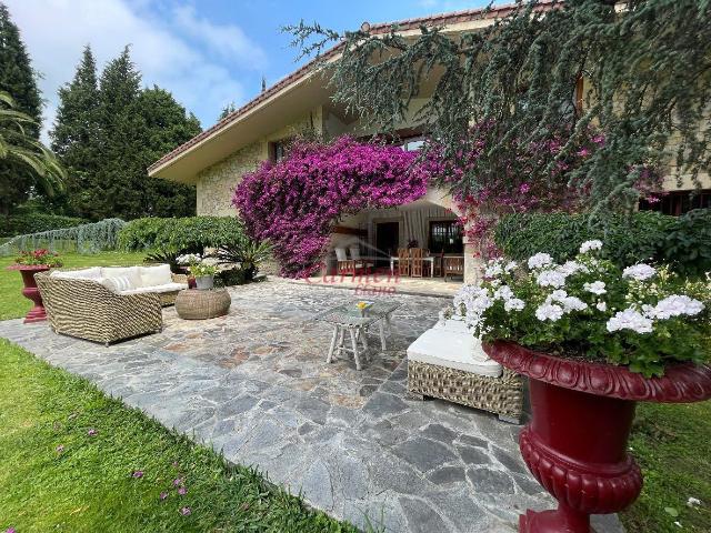 Chalet en venta en Derio, Guipúzcoa