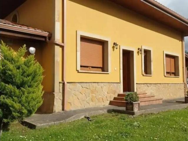 Chalet en venta en Bádames, Voto